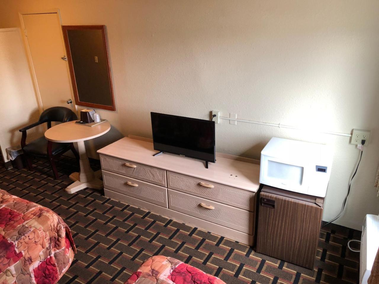 Midtown Inn Спрингфилд Экстерьер фото